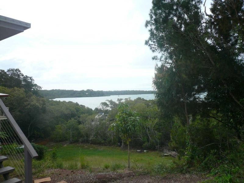 54 Timothy Street, Macleay Island QLD 4184