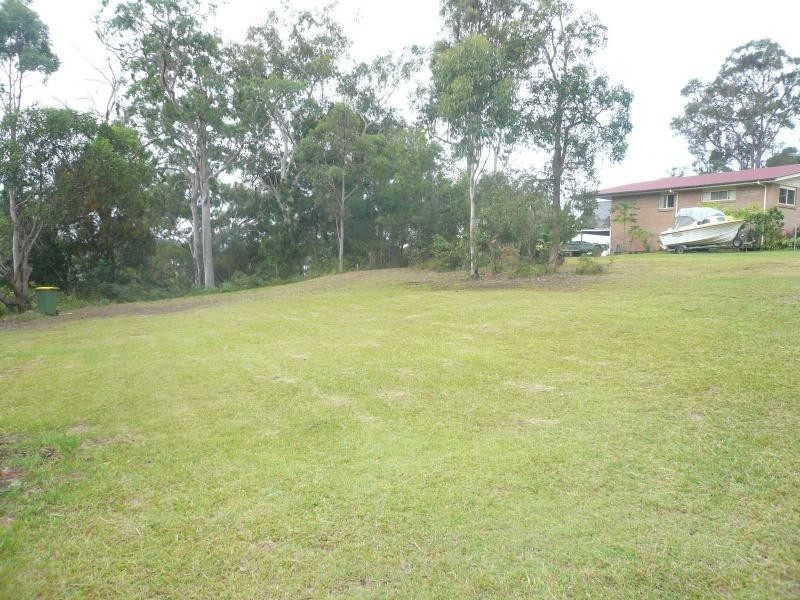 54 Timothy Street, Macleay Island QLD 4184