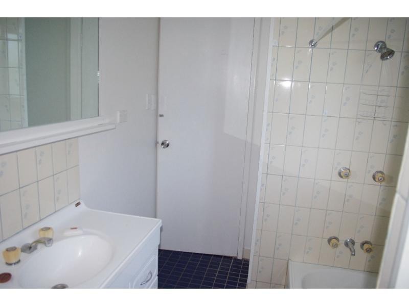 3 Sandpiper Street, Macleay Island QLD 4184