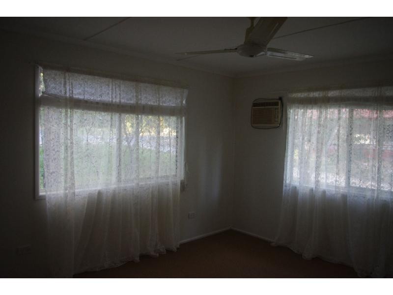 3 Sandpiper Street, Macleay Island QLD 4184