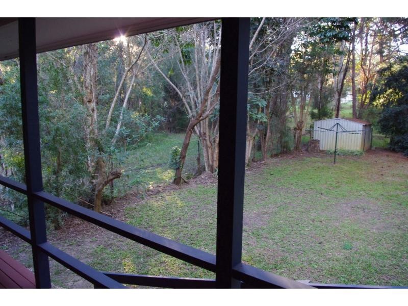 3 Sandpiper Street, Macleay Island QLD 4184