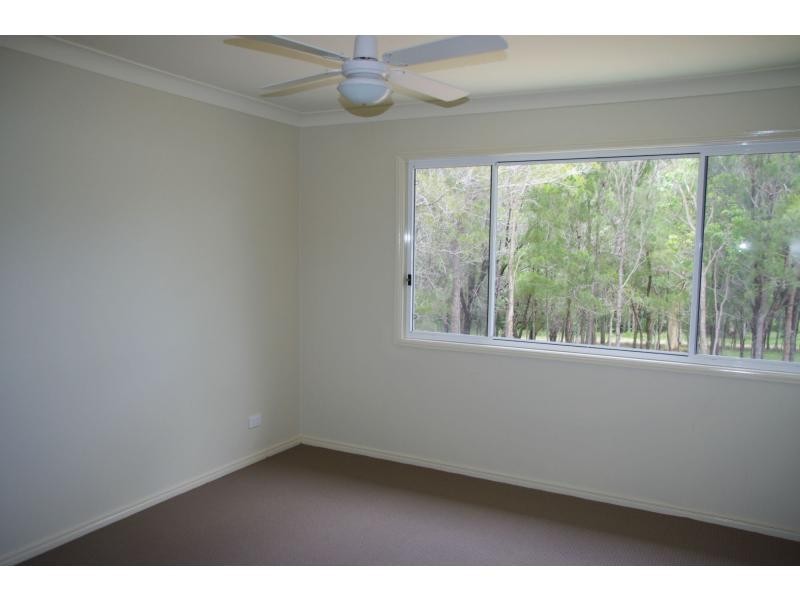 15 Rhodes Street, Macleay Island QLD 4184