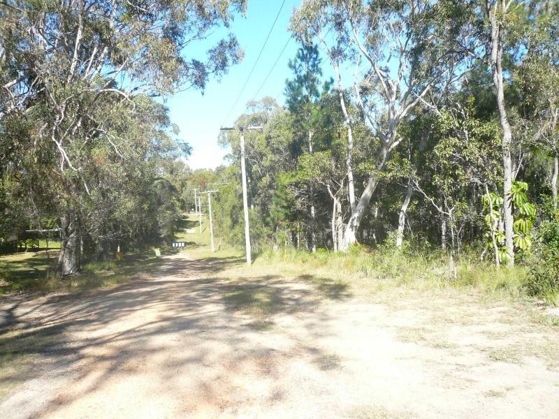 15 Rhodes Street, Macleay Island QLD 4184