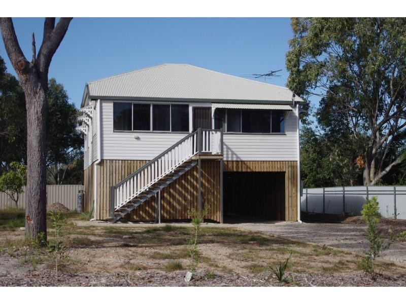 18 Wake, Macleay Island QLD 4184