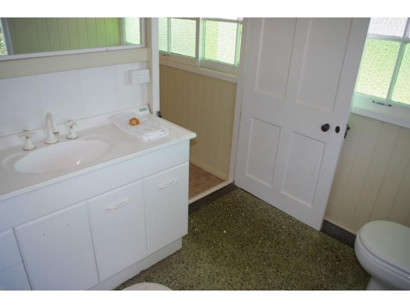 18 Wake, Macleay Island QLD 4184