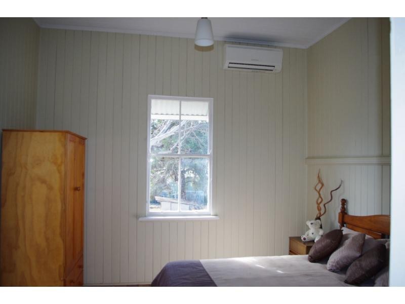 18 Wake, Macleay Island QLD 4184
