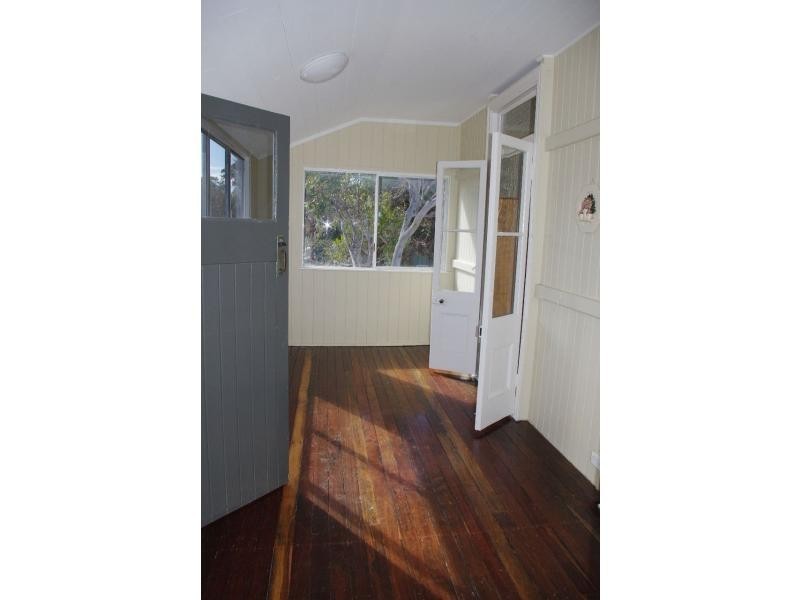 18 Wake, Macleay Island QLD 4184