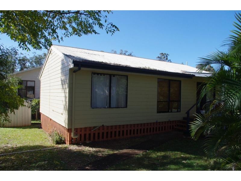 1 Con Street, Macleay Island QLD 4184