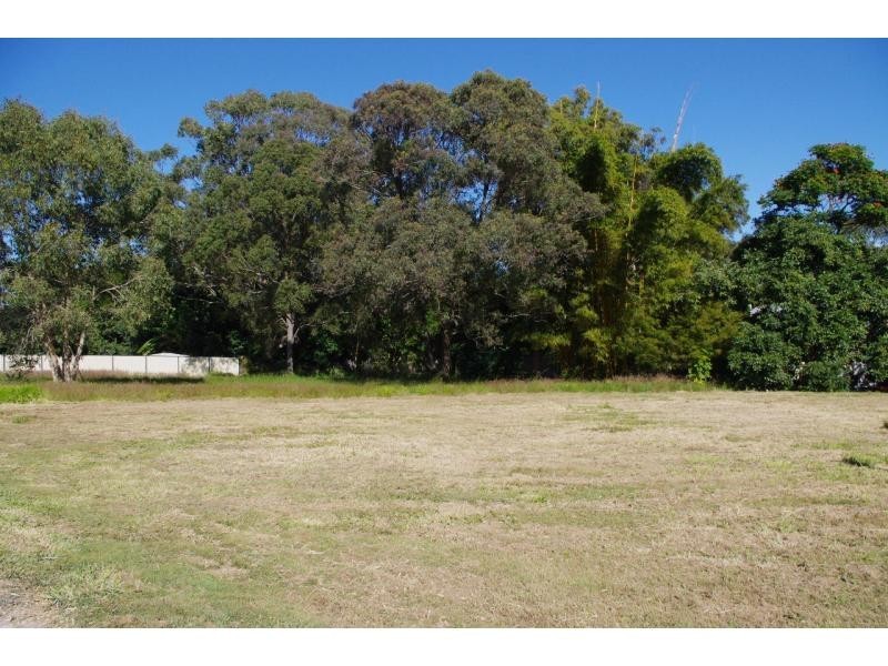 34 Hamilton Parade, Macleay Island QLD 4184