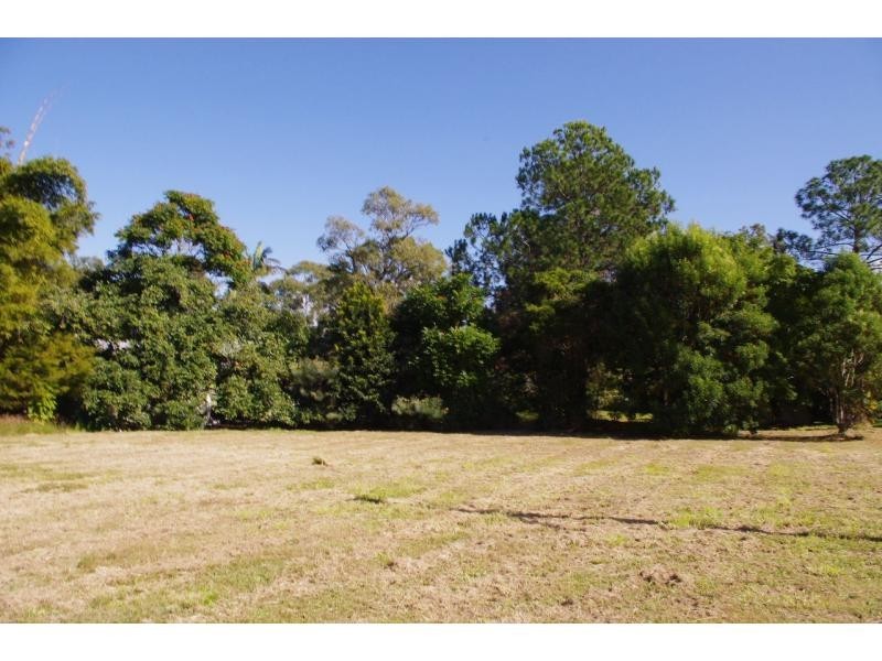 34 Hamilton Parade, Macleay Island QLD 4184