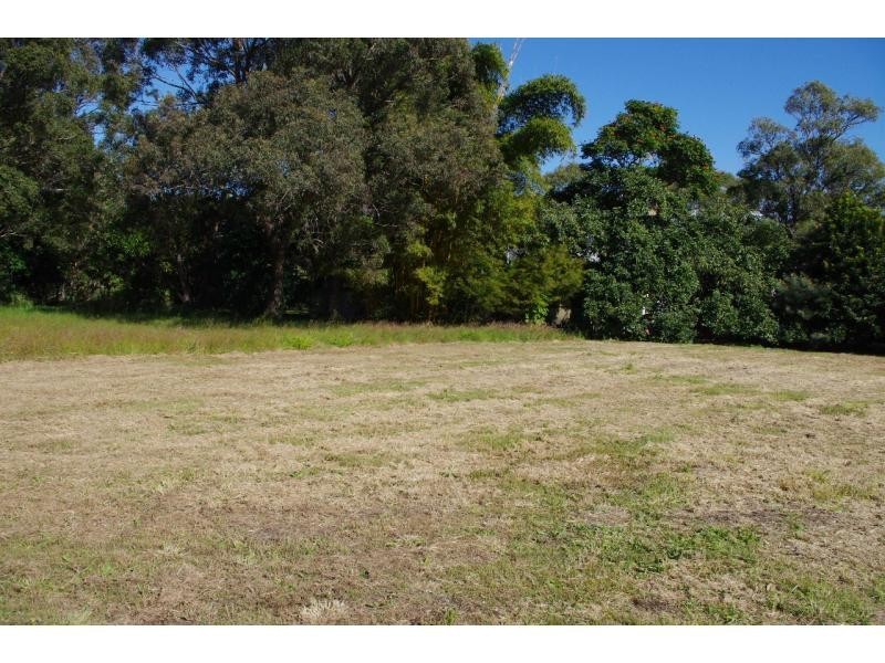 34 Hamilton Parade, Macleay Island QLD 4184