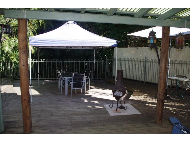 16 Mango Crescent, Macleay Island QLD 4184