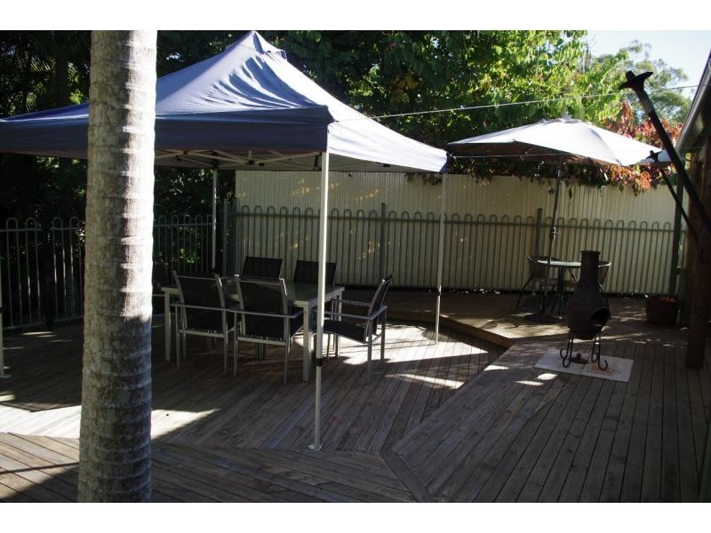 16 Mango Crescent, Macleay Island QLD 4184