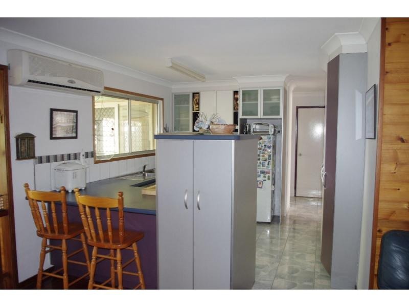16 Mango Crescent, Macleay Island QLD 4184