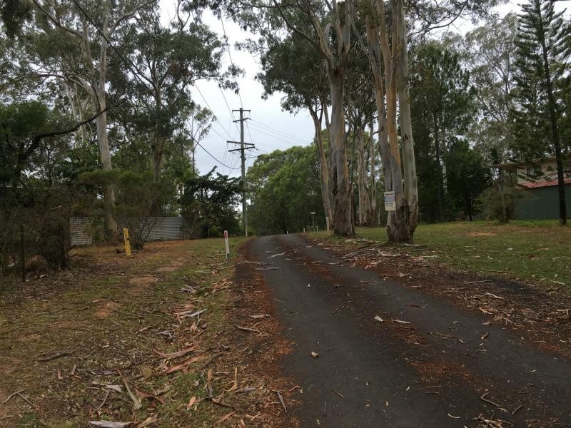 99 Perulpa Drive, Lamb Island QLD 4184