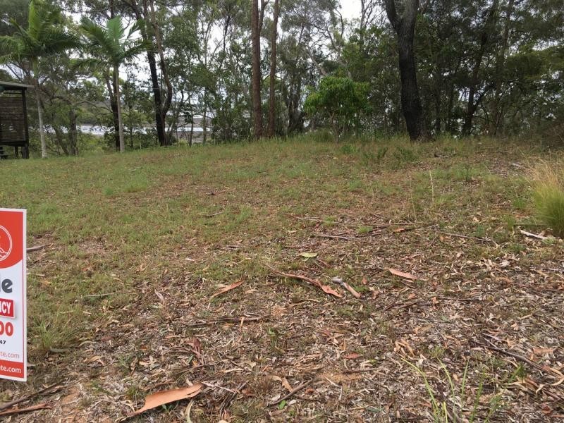 99 Perulpa Drive, Lamb Island QLD 4184