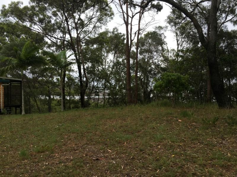 99 Perulpa Drive, Lamb Island QLD 4184