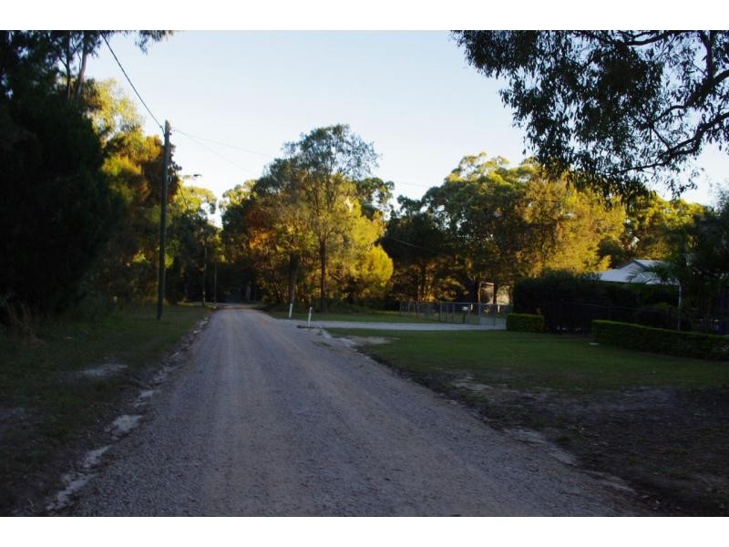 12 President Terrace, Macleay Island QLD 4184