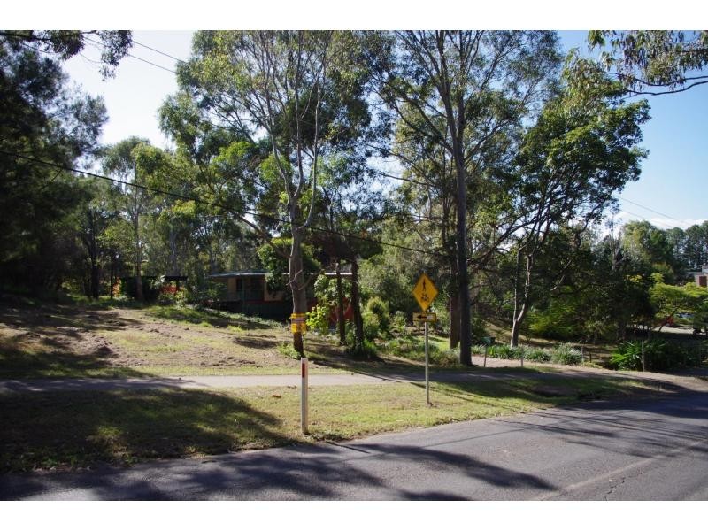 33 Southsea Terrace, Macleay Island QLD 4184