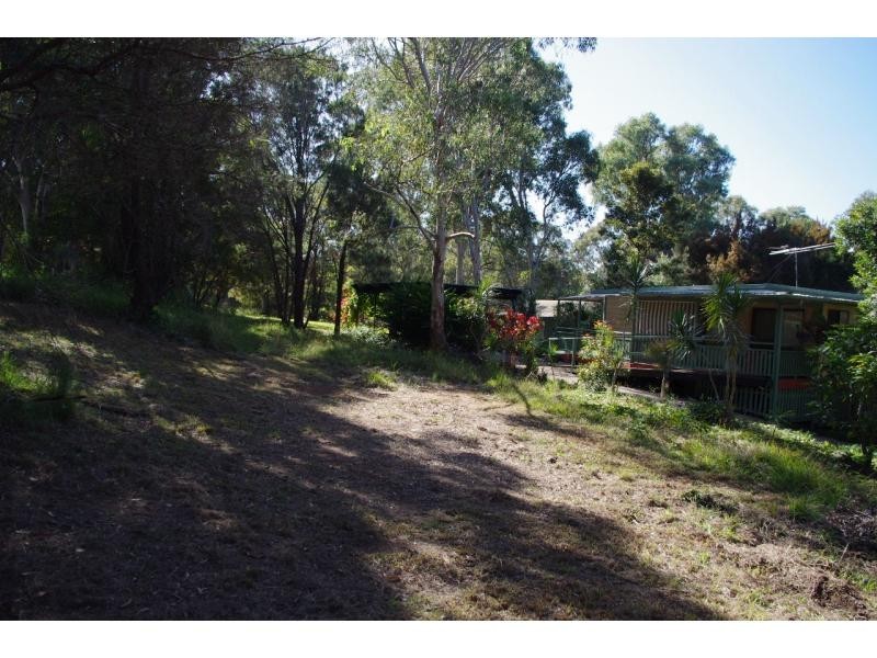 33 Southsea Terrace, Macleay Island QLD 4184