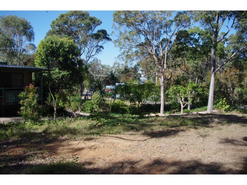 33 Southsea Terrace, Macleay Island QLD 4184