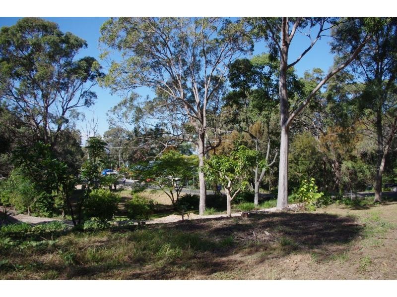 33 Southsea Terrace, Macleay Island QLD 4184
