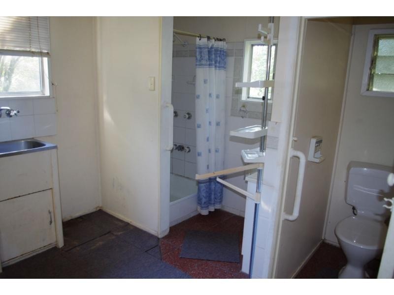 36 Hamilton Parade, Macleay Island QLD 4184