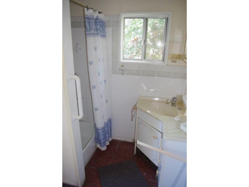 36 Hamilton Parade, Macleay Island QLD 4184