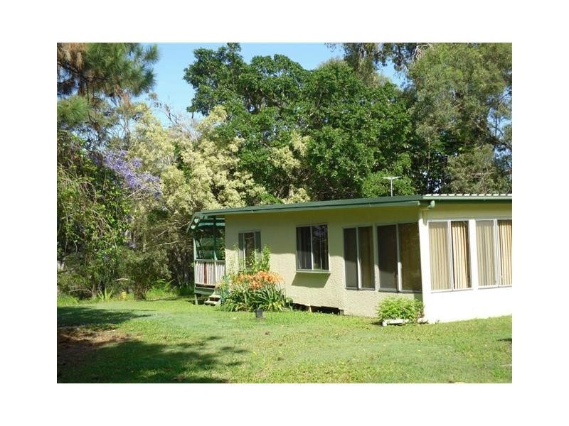 36 Hamilton Parade, Macleay Island QLD 4184