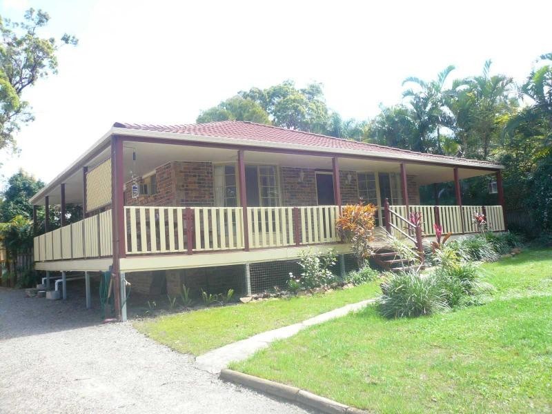 35 Kardinia Street, Macleay Island QLD 4184