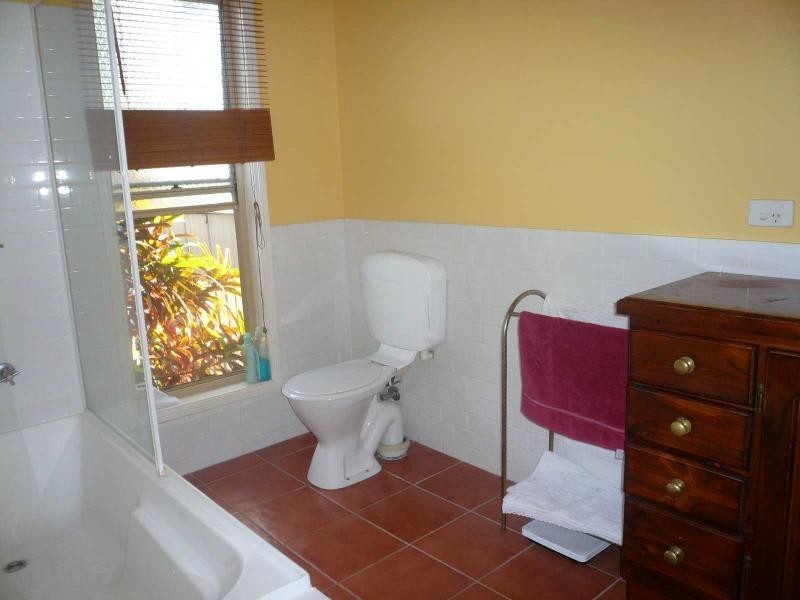 35 Kardinia Street, Macleay Island QLD 4184