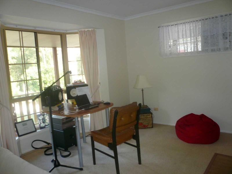 35 Kardinia Street, Macleay Island QLD 4184