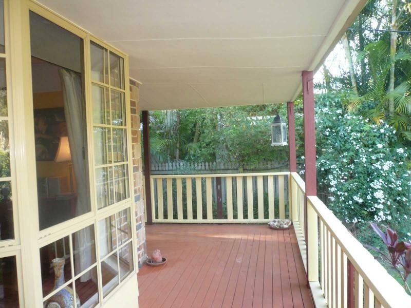 35 Kardinia Street, Macleay Island QLD 4184