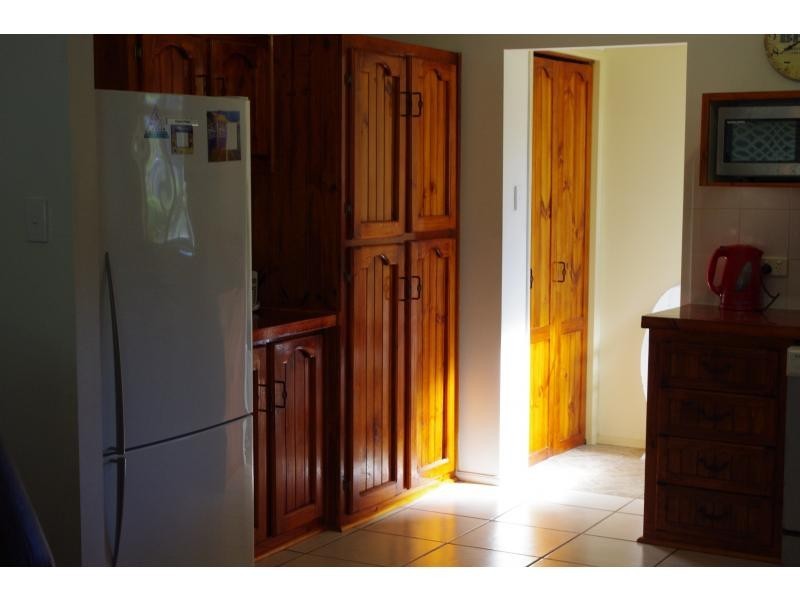 18 Marine Street, Macleay Island QLD 4184