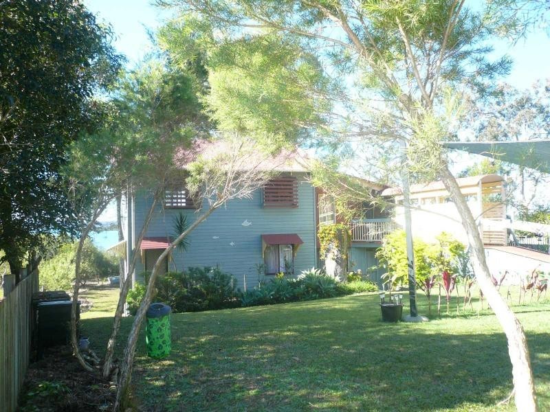 35 Jan Street, Macleay Island QLD 4184