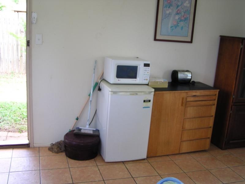 16 Francis Street, Macleay Island QLD 4184