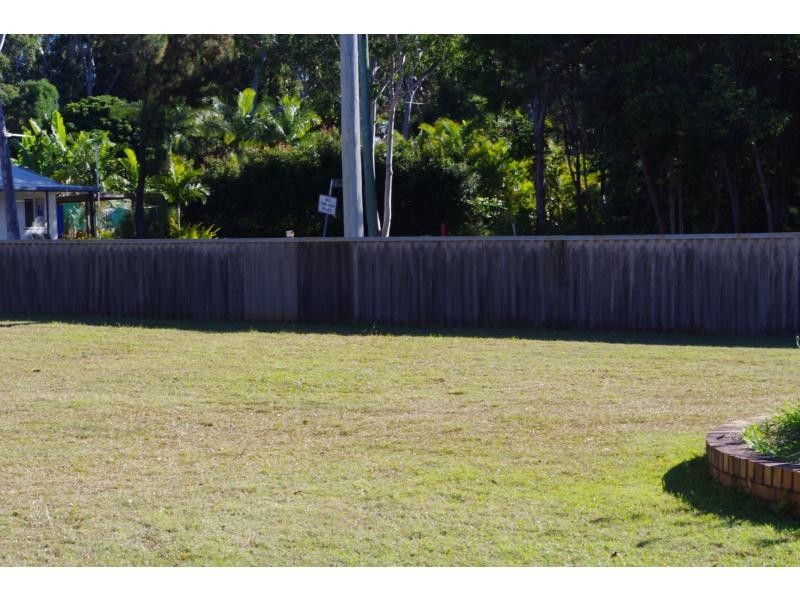 40 Treasure Island Avenue, Karragarra Island QLD 4184
