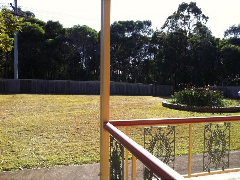 40 Treasure Island Avenue, Karragarra Island QLD 4184