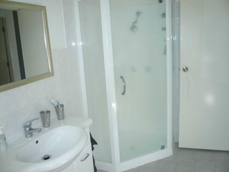 8 Cowes Street, Macleay Island QLD 4184