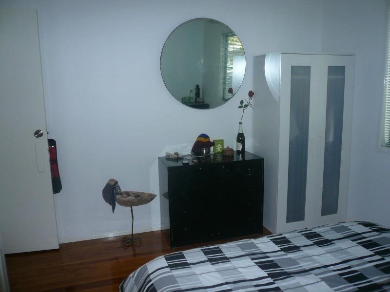 8 Cowes Street, Macleay Island QLD 4184