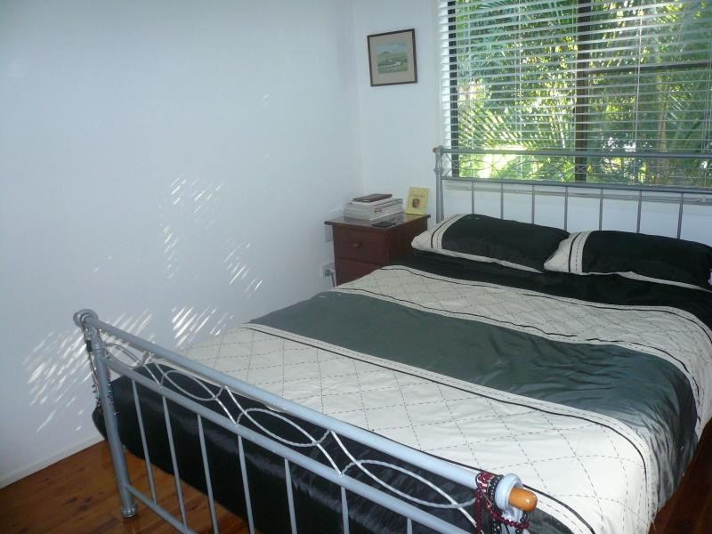 8 Cowes Street, Macleay Island QLD 4184