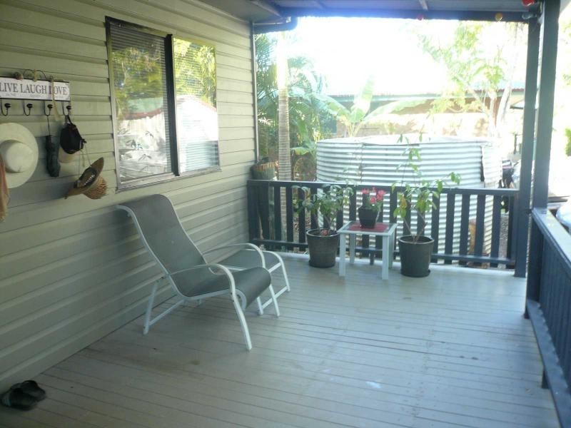 8 Cowes Street, Macleay Island QLD 4184
