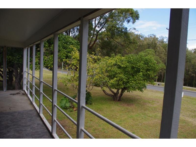 232-234 High Central Road, Macleay Island QLD 4184