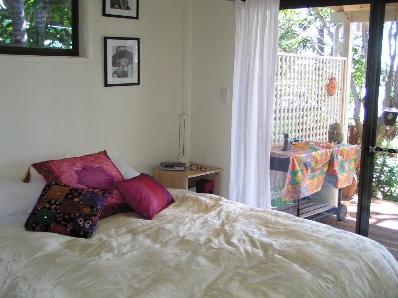 1 Treasure Island Avenue, Karragarra Island QLD 4184