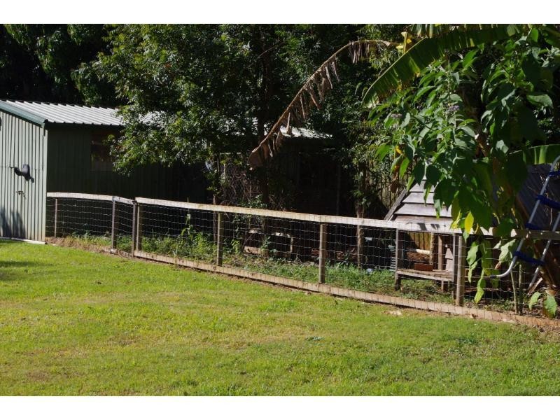 12 Citron Street, Macleay Island QLD 4184