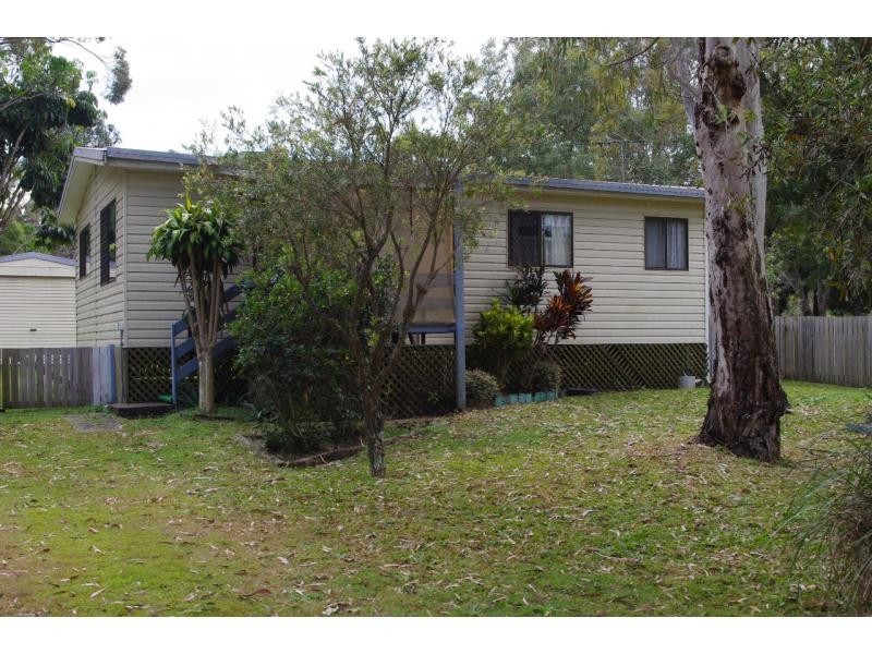 5 William Street, Macleay Island QLD 4184