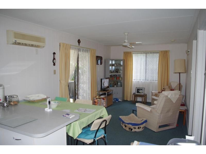 5 William Street, Macleay Island QLD 4184