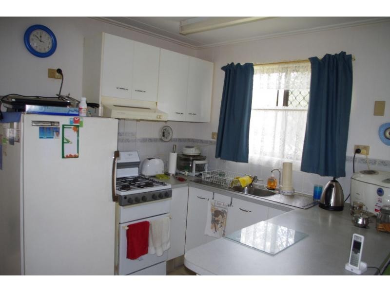 5 William Street, Macleay Island QLD 4184