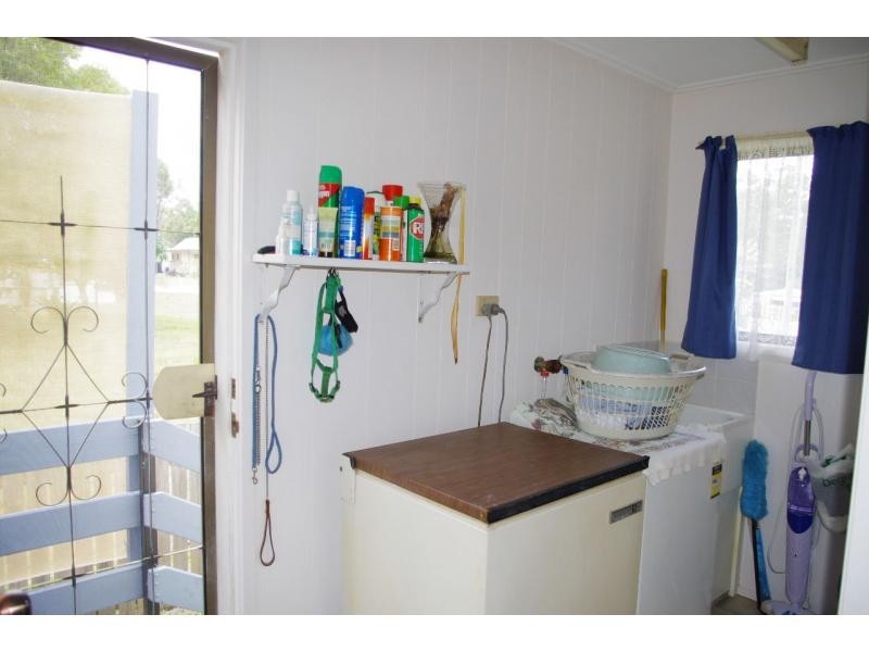 5 William Street, Macleay Island QLD 4184