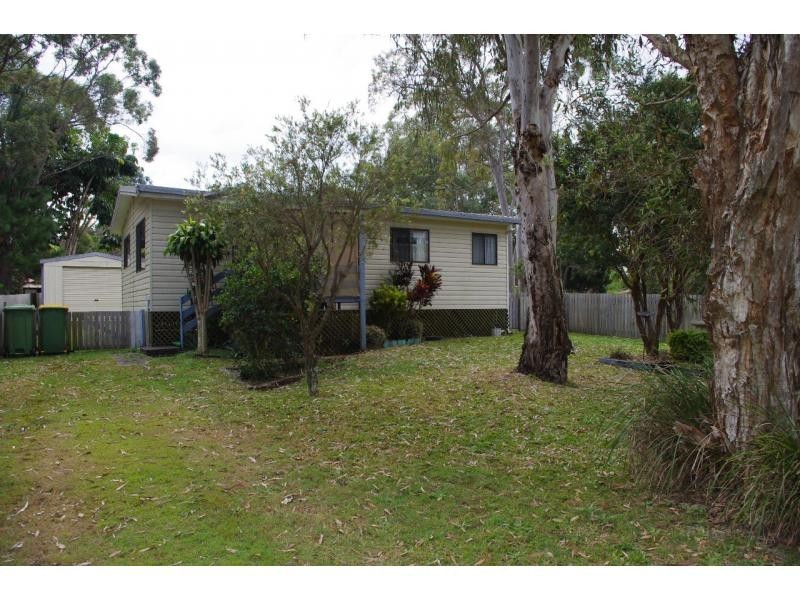 5 William Street, Macleay Island QLD 4184